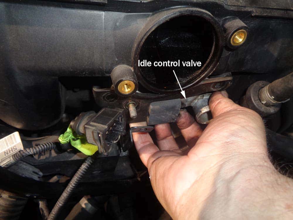 See B20F1 repair manual